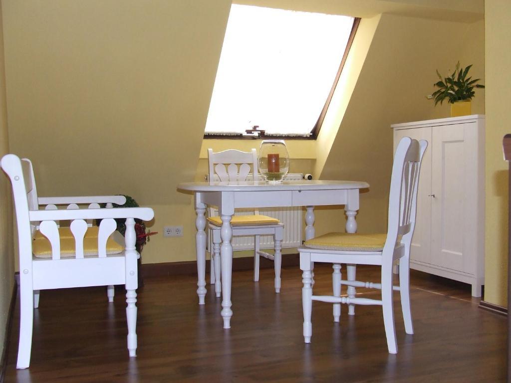 Haus Am Kastanienwald Hotel Dorrenbach ห้อง รูปภาพ